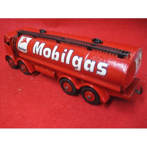 246 - A Dinky Foden 6 wheel tanker in Mobil Gas livery fair to good condition