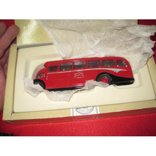 331 - Corgi Commercials #97191 AEC Regal, Rosslyn Motor Co livery, boxed (light markings to box), model mi... 