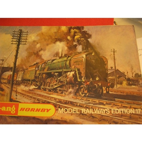 1325 - The Hornby Catalogue 17th 19th and 20th Edition along with track plans all in very good condition ha... 