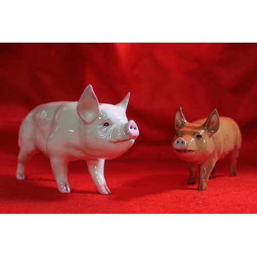 82 - Beswick, Middle White Boar No.4117 (in box), Beswick Tamworth Sow No.4114 (in box), Coalport 'Pamela... 