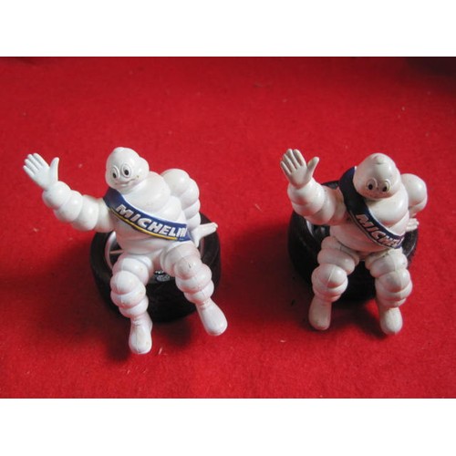 19 - x2 small vintage Michelin Man figures