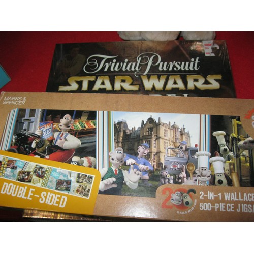 292 - Trivia Pursuit Star Wars episode one and a Wallace and Gromit 500-piece jigsaw along with a Gromit s... 