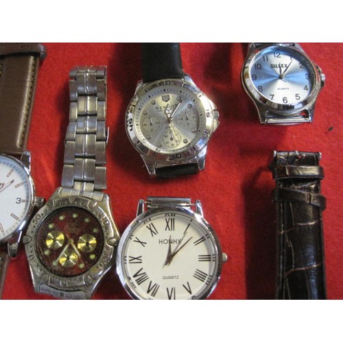 315 - x6 Gents quartz watches all in working order, to include Ricardo, Newton England 1642, Gillex & Eige... 