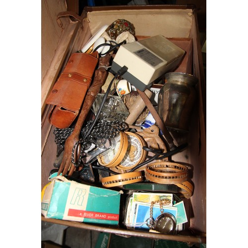 200 - A suitcase full of interesting items