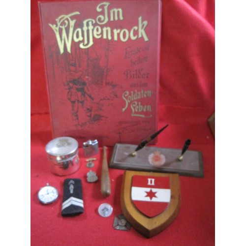 143 - An interesting assortment of WW1 & WW2 military items including a 2 Division WW1 plaque, a German 'I... 