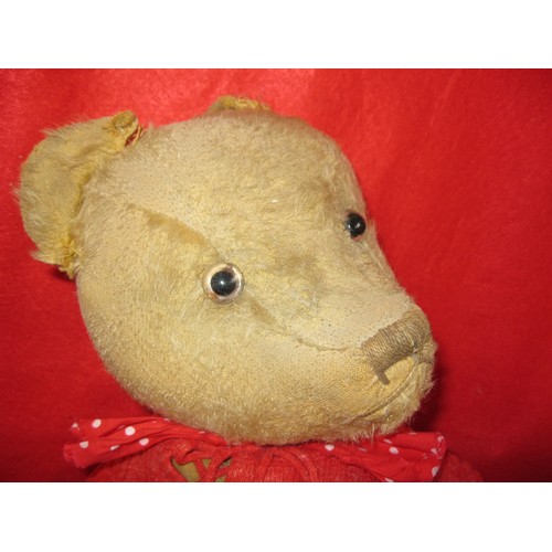 194 - A large vintage teddy bear, believed to be Merrythought but unmarked