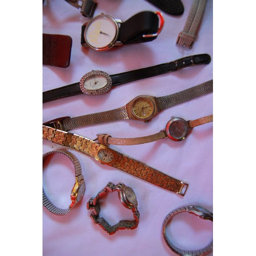 225 - An assortment of watches