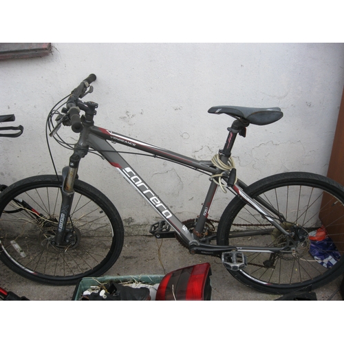 4 - A Carrera Vengeance mountain bike