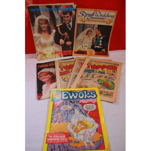 22 - An assortment of children's annuals from the 1970s plus several comics