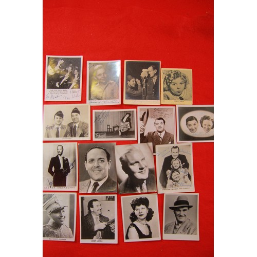 135 - A large selection of vintage studio cards, many signed, featuring British and international artists ... 