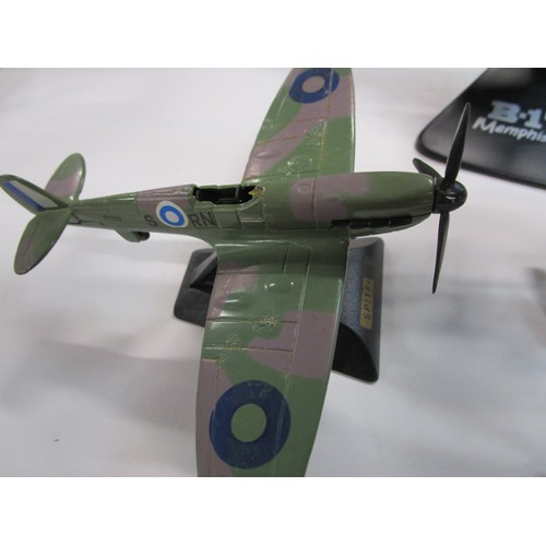 23 - 6 Corgi model Aero planes from the second world war
2 Hurricanes, 3 spitfires and a B17f Memphis bel... 