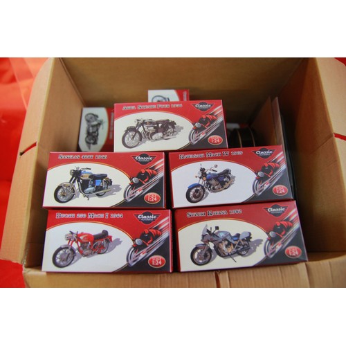 282 - A set of 30 Atlas Editions die cast motorcycles with all documents, all in individual boxes and in m... 