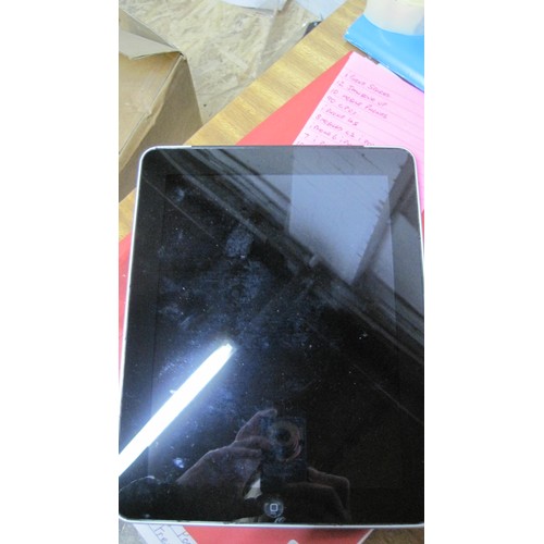 91 - iPad 1st Generation 32GB, working