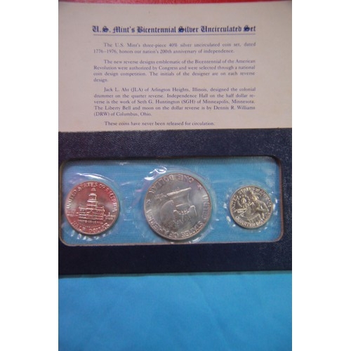 51 - A 1976 US BIcentennial Silver Uncirculated Set in original packaging plus a 1972 Bicentennial Commem... 