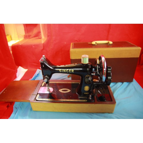 41 - Vintage Singer Sewing Machine