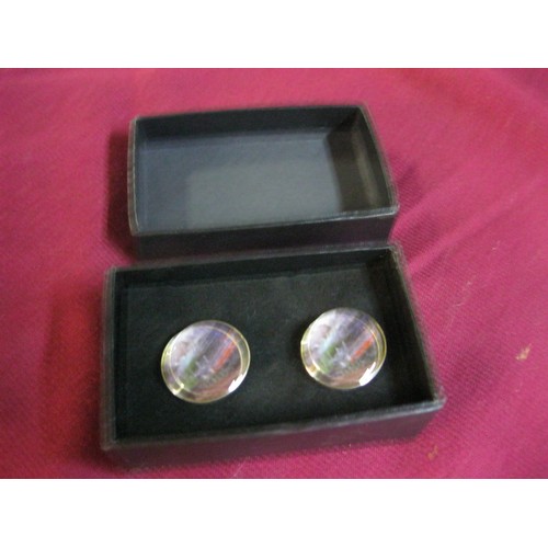 42 - A pair of Flying Scotsman cufflinks in original sales storage box.
Chrome plated