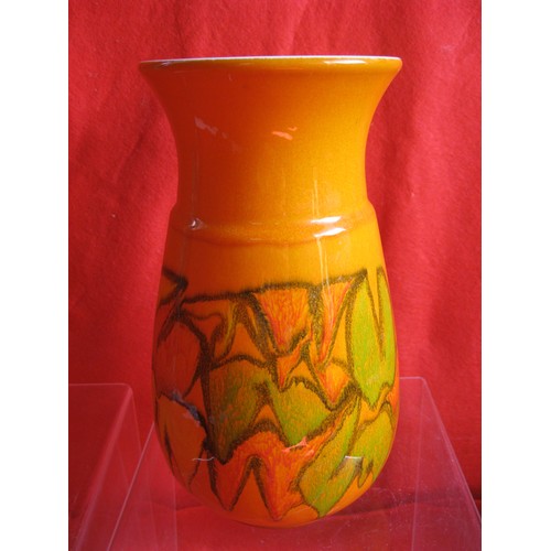 110 - Poole Pottery hand thrown by Alan White Delphis vase shape 84 which could benefit from a good clean ... 