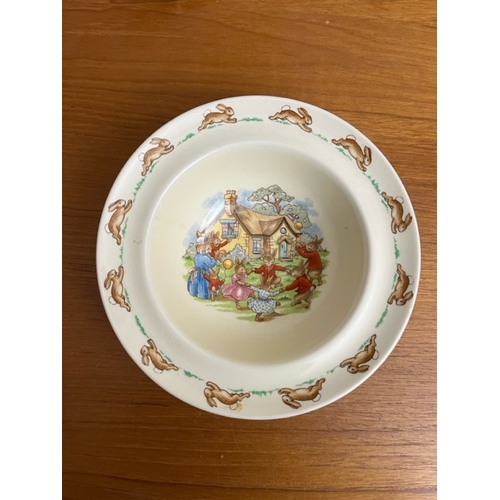 186 - 3 Vintage pieces of Bunnikins Nursery Ware.

2 bowls and a plate with rarer illustrations.