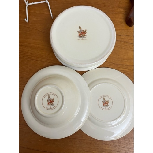 186 - 3 Vintage pieces of Bunnikins Nursery Ware.

2 bowls and a plate with rarer illustrations.