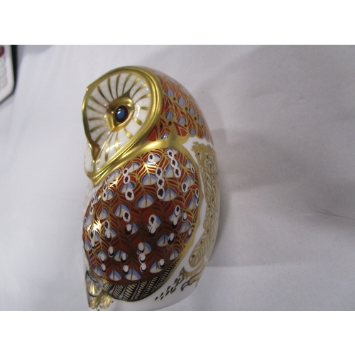 144 - A Royal crown Derby Paperweight figure in the shape of an Owl with Gold Button on base.
Approx 5 inc... 