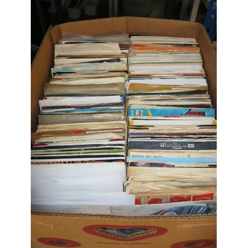 212 - A large box of mainly 1980s 45 rpm singles