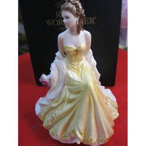 89 - A boxed Royal Worcester Golden Wedding Anniversary figure in good order