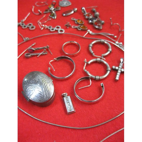 170 - An assortment of mixed silver jewellery, total approx weight 77g, includes pill box, crucifixes, rin... 