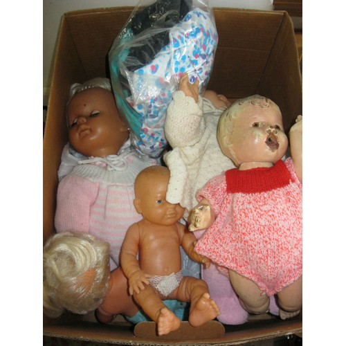 308 - Vintage dolls and teddies