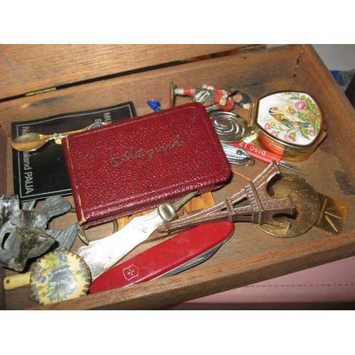 221 - A vintage cigar box containing interesting items including penknives