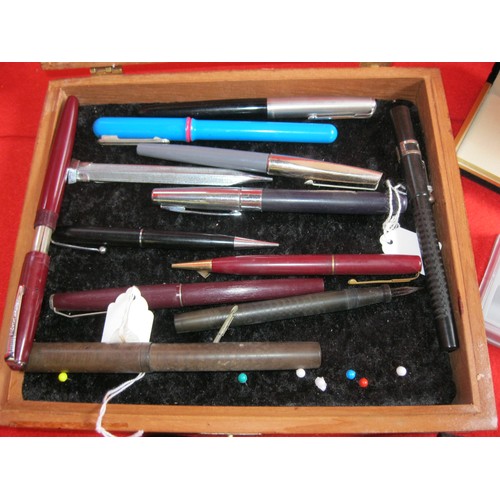 161 - A collection of fountain pens in a case, together with quality biros (Papermate, Parker etc.)