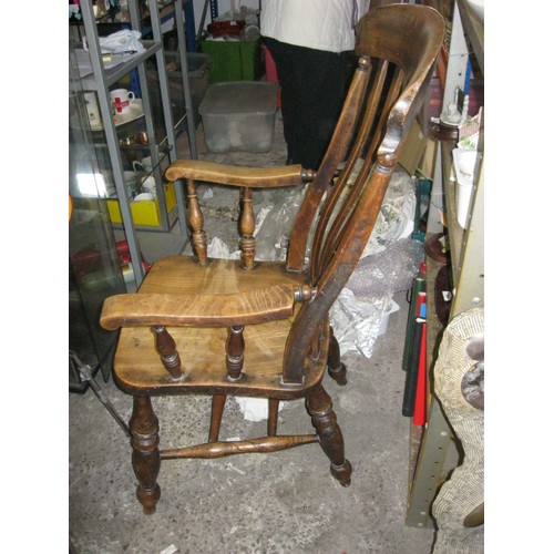 167 - 19th century Windsor chair in nice condition