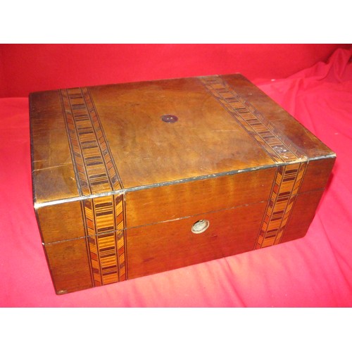 236 - A wooden box containing a good selection of loft find curios