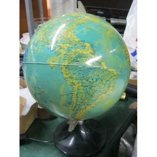 222A - A vintage French illuminated globe