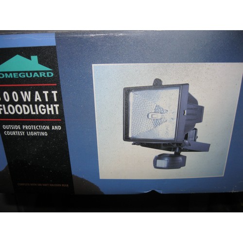 198 - External spotlight new in box 500 watts with pir