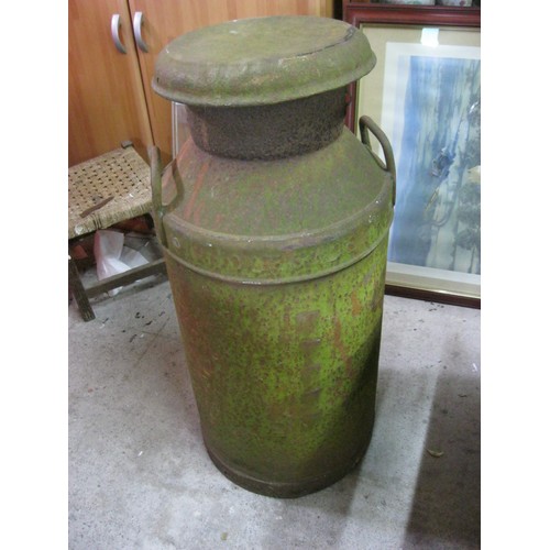 38 - A large vintage milk churn