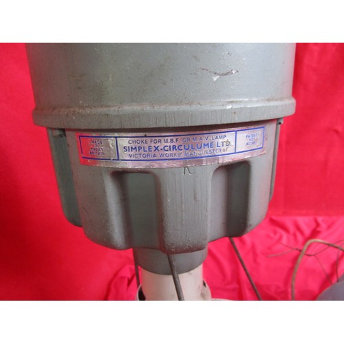179 - 5 complete MBL High Bay Workshop Lamps by Simplex Circulume, all with bulbs, plus another two for pa... 