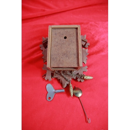 301 - Small Cuckoo Clock with Key
