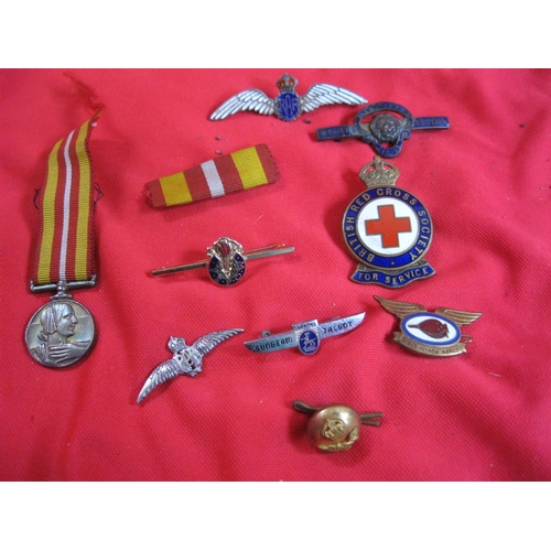 195 - A pair of WW2 RAF Sweetheart badges in .925 sterling silver, a miniature Voluntary Medical Service M... 