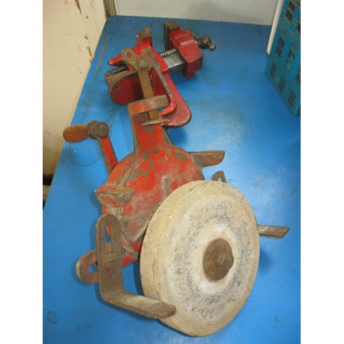 Lot 259       