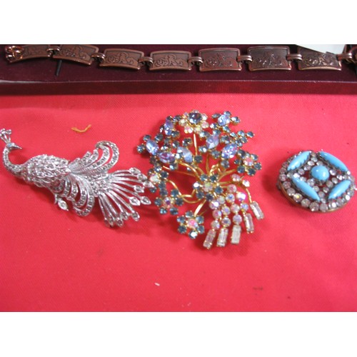 170A - An assortment of top quality costume jewellery including Sunrise Copper Bracelet