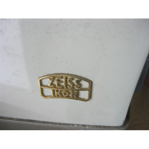 199 - x1 Aldis and x1 Zeiss Projector