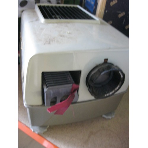 199 - x1 Aldis and x1 Zeiss Projector