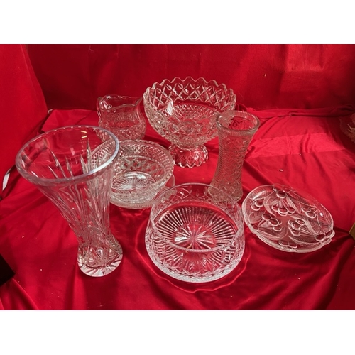 212 - Selection of vintage glass. Mostly pressed glass