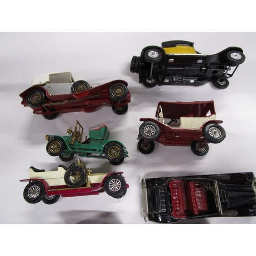 265 - A selection of matchbox Models of Yesteryear spanning a few decades with vehicles from USA,Europe an... 