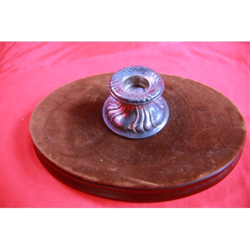 307 - A small sterling silver stub candlestick, approx weight 20g