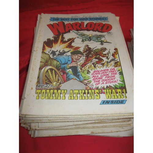 353 - A large stack of Warlord comics from the 1980s, all in good order