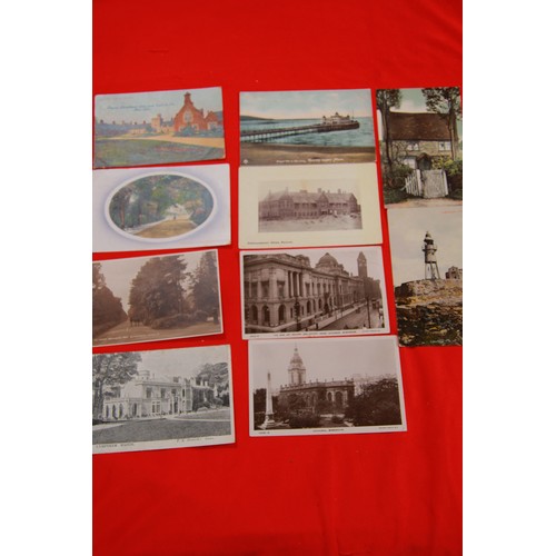 28 - Large quantity of Vintage Postcards (16)