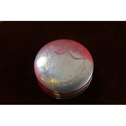 60 - Ornate Silver Pill Box (34)