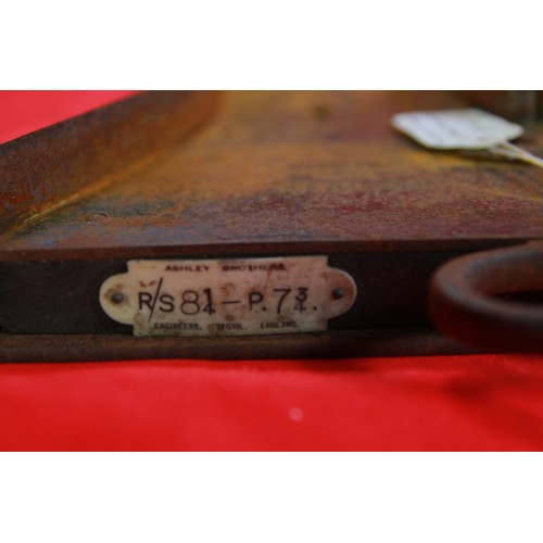 198 - Vintage Metal Glove Cutter Mould