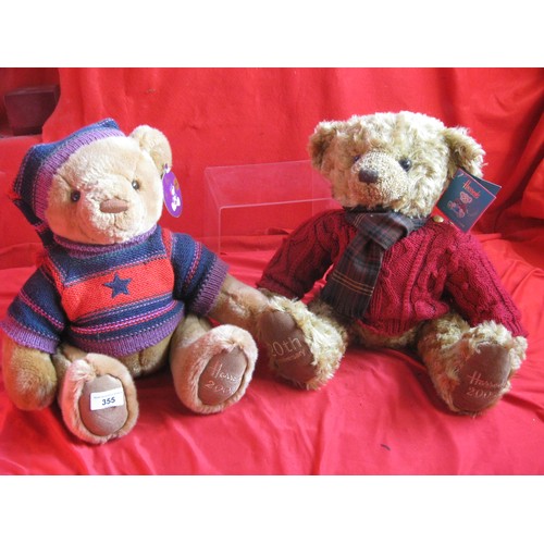 355 - A pair of Harrod's Christmas Bears in excellent condition, 2004 & 2005, with tags